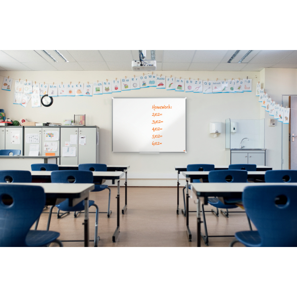 nobo Whiteboard Premium Plus 300,0 x 120,0 cm weiß, silber lackierter Stahl