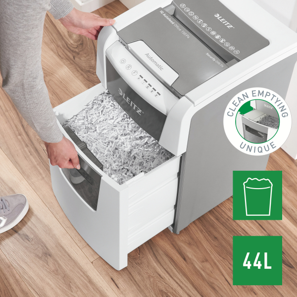 LEITZ IQ Autofeed Small Office 150 Aktenvernichter mit Partikelschnitt P-4, 4 x 28 mm, bis 150 Blatt, weiß
